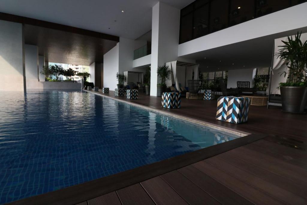 A Lovely High-floor Loft At Est Brickfields